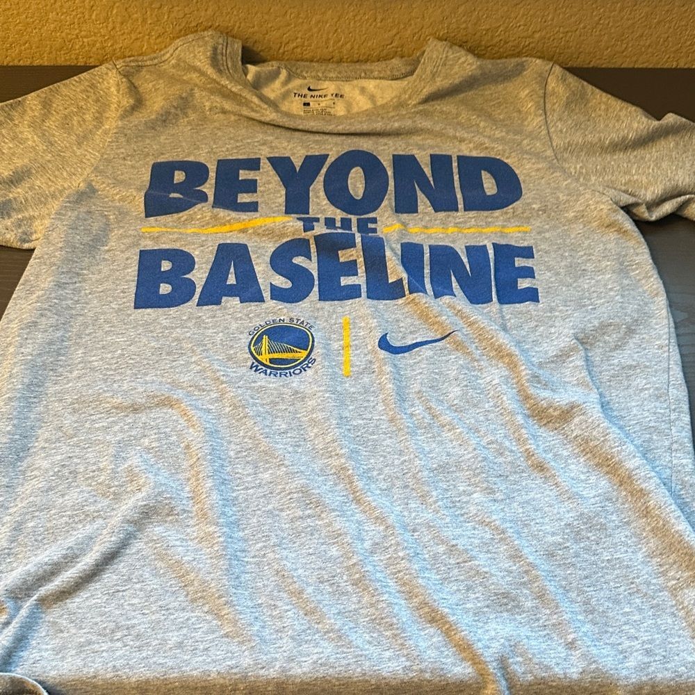 Nike Golden State Warriors Gray and Blue 'Beyond the Baseline' Tee